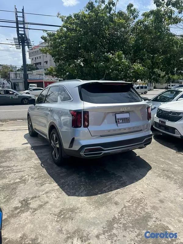 jeepetas y camionetas - Kia Sorento sport 2022 7