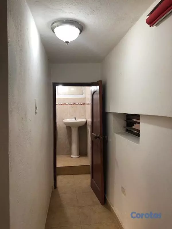 casas - CASA EN ALQUILER SEMISOTANO 10