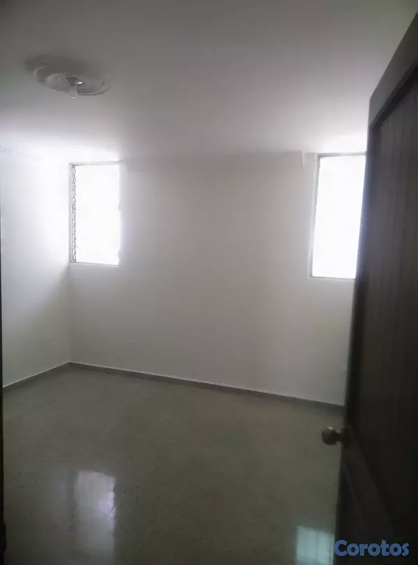 apartamentos - SE VENDE SIN INTERMEDIARIO UN APARTAMENTO CLÁSICO  13