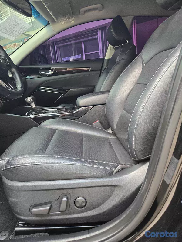 carros - KIA K7 2018 NEGRO 10