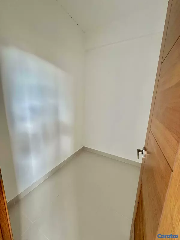 apartamentos - Vendo 2da con Terraza Nuevo en Renacimiento wi 8
