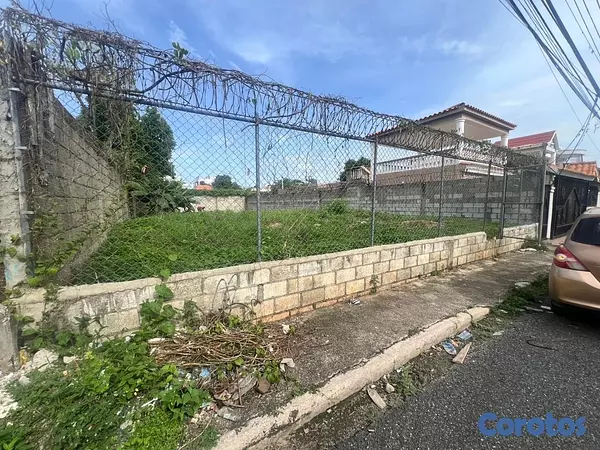 solares y terrenos - venta de solar en la autopista de san Isidro prado oriental de 360mts 4