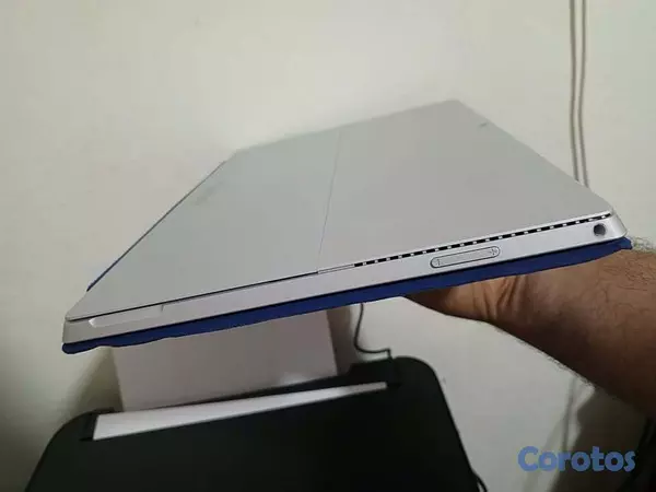 computadoras y laptops - Microsoft Surface Pro 3 i7 | 8GB RAM | 256GB SSD | 4