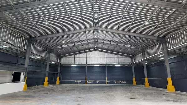 otros inmuebles - Nave industrial en alquiler en la Autopista Duarte 2