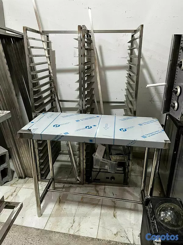 equipos profesionales - Mesa de trabajo Acero Inoxidable calibre 16  6
