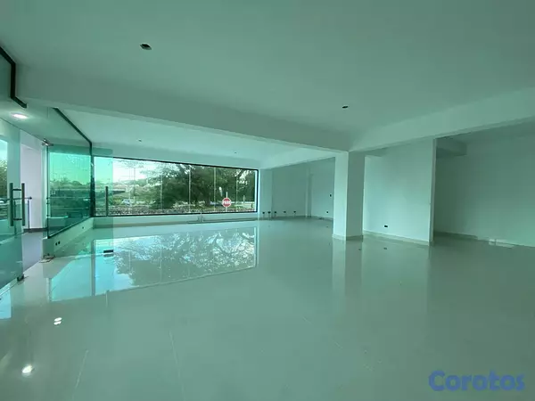 oficinas y locales comerciales - AMPLIOS LOCALES  3
