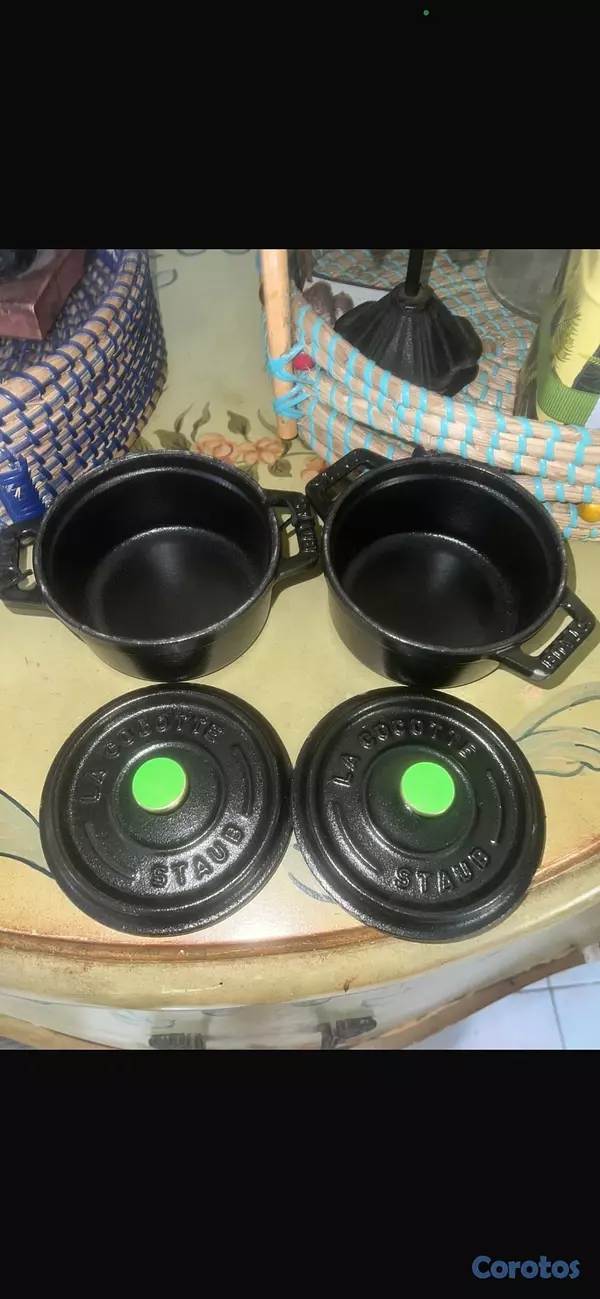 cocina - Ollas huecas redondas Staub  2