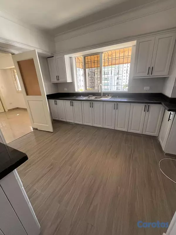 apartamentos - Alquiler de Apartamento en Evaristi morales 4