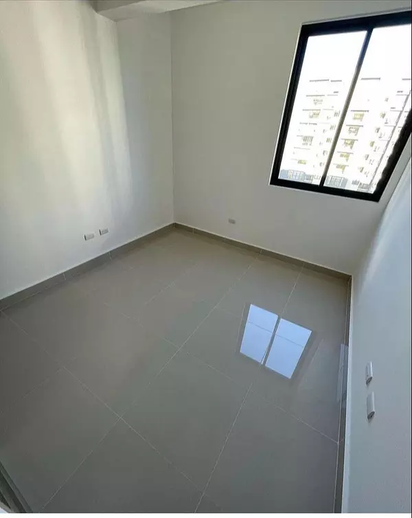 apartamentos - Apartamento en Alquiler 5to Nivel con Ascensor en Ave. Hispanoamericana  5