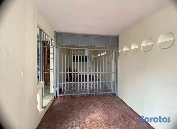 oficinas y locales comerciales - se alquila casa  10