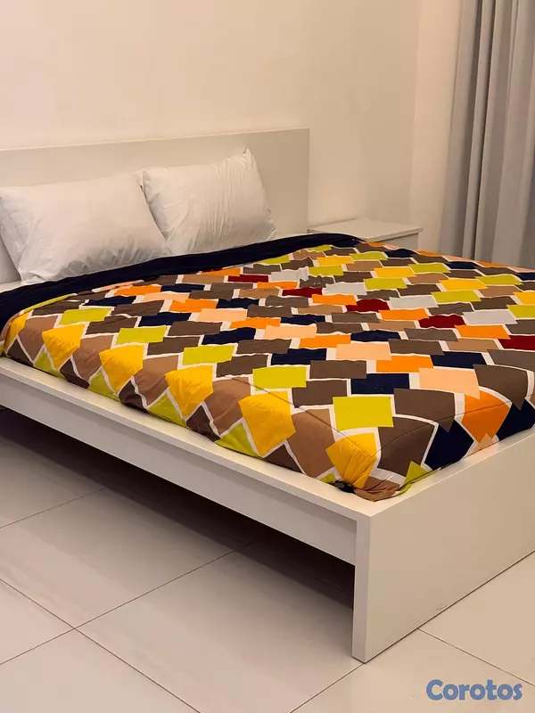 muebles y colchones - Cama king size con colchón incluido  3