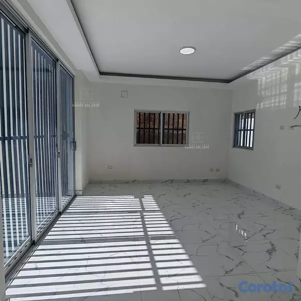 casas - Vendo moderna Vivienda de dos niveles de alta cali 4