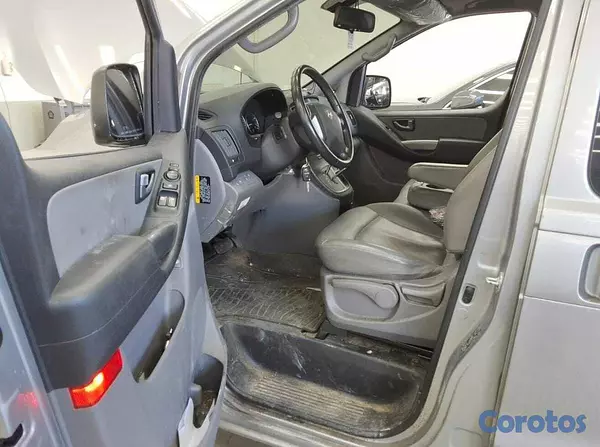 otros vehiculos - HYUNDAI GRAND STAREX 2021 GRIS 10