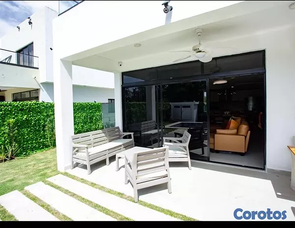 casas vacacionales y villas - Villa en alquiler en VistaCana Amueblada 3 habitaciones piscina y jardín privado 5