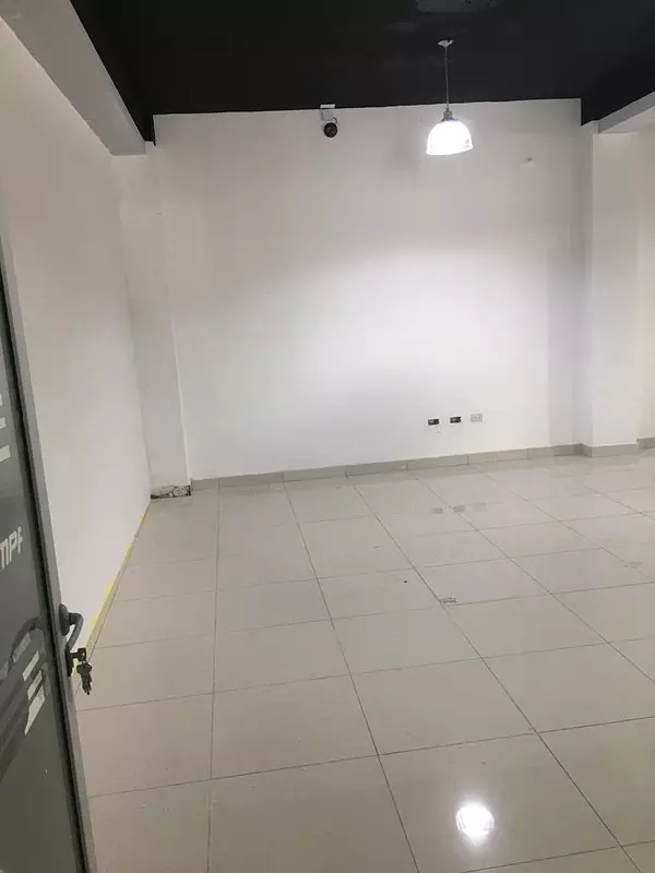 oficinas y locales comerciales - Alquiler Local Comercial ubicado en calle Gustavo Mejía Ricart, La Castellana 4