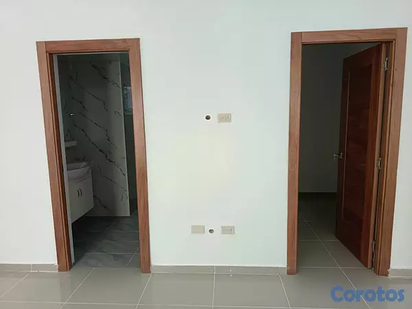 apartamentos - respaldo los tres ojos tres habitaciones dos parqueos segundo piso 5