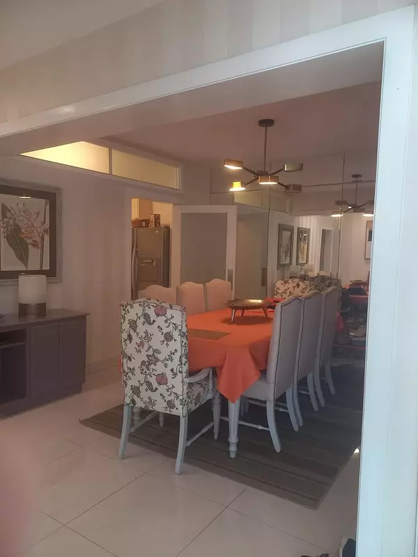 apartamentos - Evaristo Morales.Lujoso apto 178mtsNivel 33 HabMantenimient 7