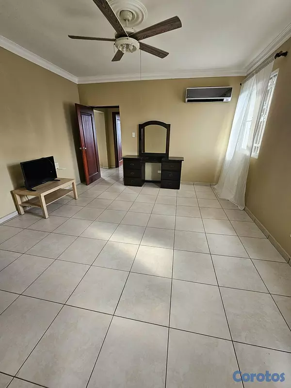 apartamentos - SE VENDE ESPACIOSO APTO EN JUAN DOLIO 13