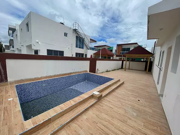 apartamentos - CASAS DE 2 NIVELES COMPLEJO CERRADO 1426 10