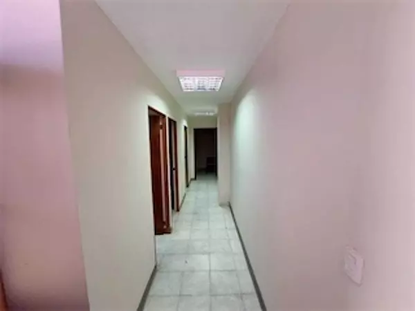 oficinas y locales comerciales - Millon 50 metros 3500 mil pesos 4