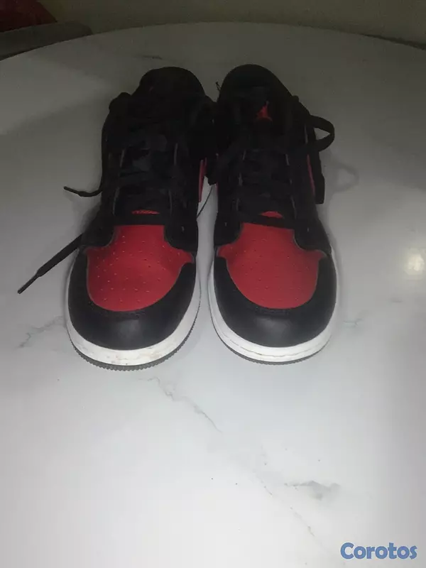 zapatos para hombre - Están usados por dos ocasiones lo vendo porque me  9