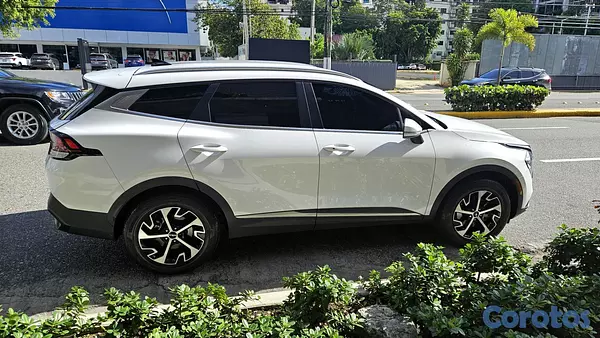 jeepetas y camionetas - Kia sportage ex 2023 2