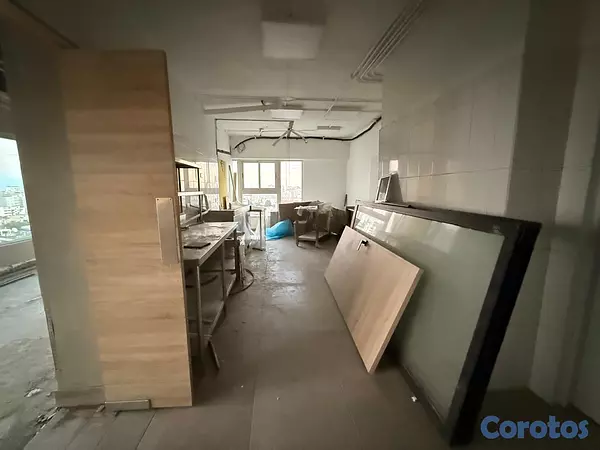 oficinas y locales comerciales - Local en Alquiler en Piantinin 4