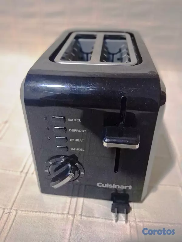 electrodomesticos - Tostadora Cuisinart de 2 Ranuras Negro Brillante  2