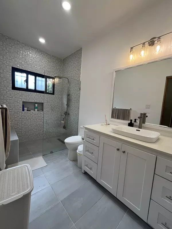 casas - Vendo moderna y cómoda casa en Cuesta Hermosa III 2