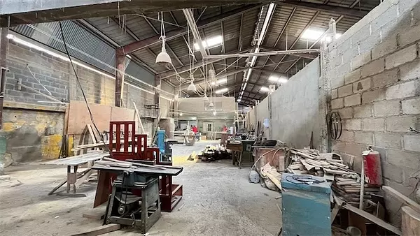 oficinas y locales comerciales - Nave industrial en Herrera 2