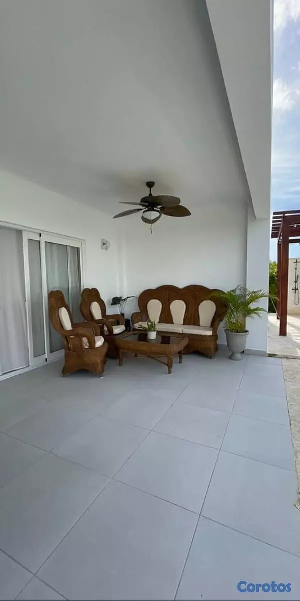 casas vacacionales y villas - Villa Hermosa en Vista Cana, Playa y Piscina 2