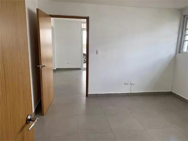 oficinas y locales comerciales - De oportunidad local de 50m en 750 usd 6