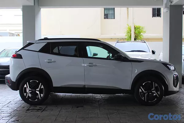 jeepetas y camionetas - Peugeot 2008 Allure 5