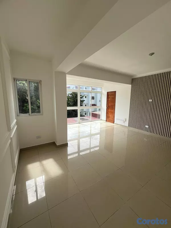 apartamentos - Mirador Sur, ubicación estratégica, completamente Remodelado, mucha iluminación 2