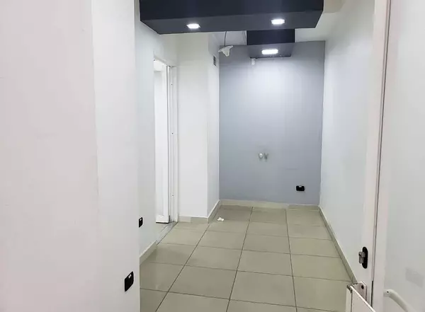 oficinas y locales comerciales - Local céntrico en venta en Piantini 6