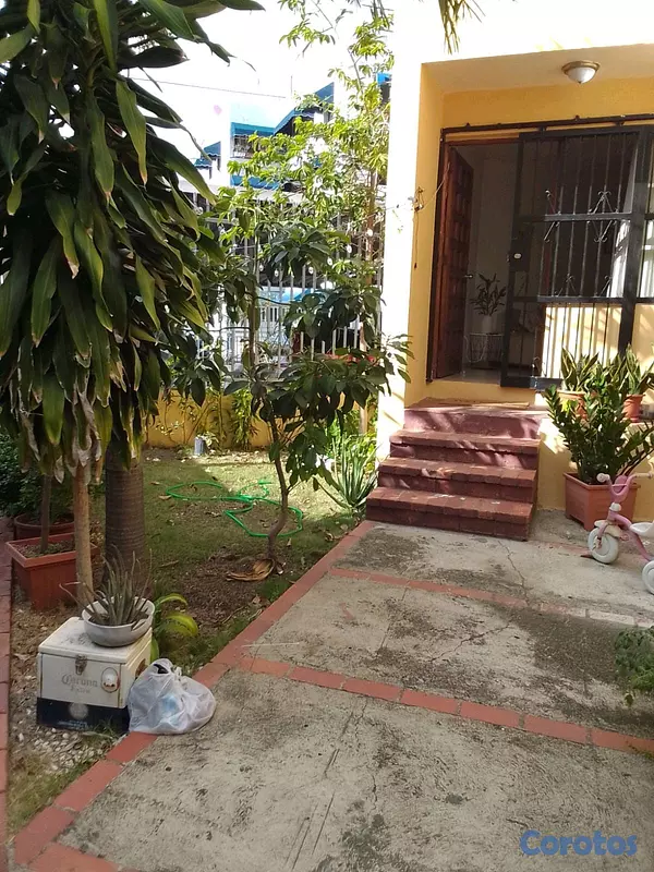 casas - Vendo Casa duplex en la Av. Independencia  12