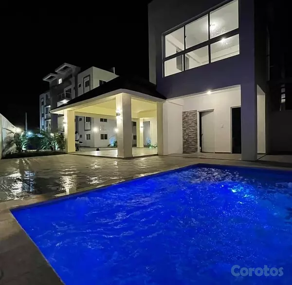 apartamentos - 🏡 Apartamento en Alquiler con Terraza Privada y Pi 7