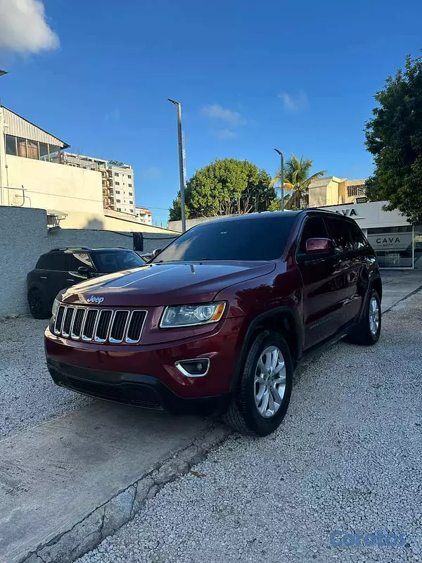 jeepetas y camionetas - Jeep Grand Cherokee Laredo 2016 1
