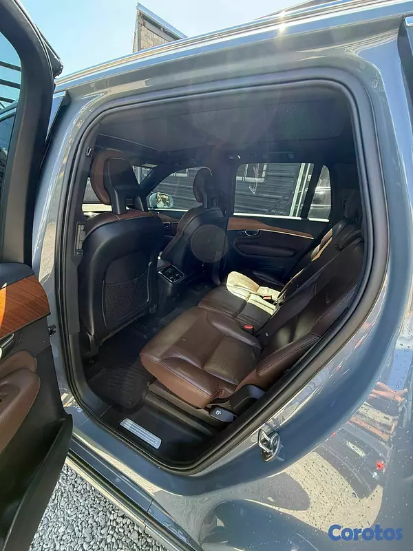 jeepetas y camionetas - Volvo XC90 Momentum B6 2022 9