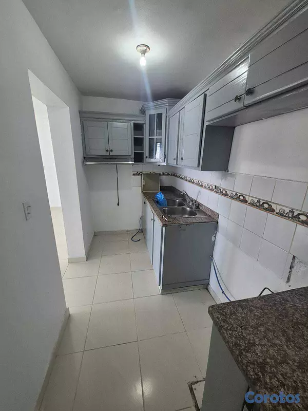 apartamentos - Apartamento en venta: km 7 y medio independencia.  8