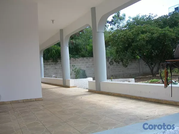 casas - 🏡 Casa en Venta - Residencial Vista Catalina, La Romana - A Pasos De Caleta
 12