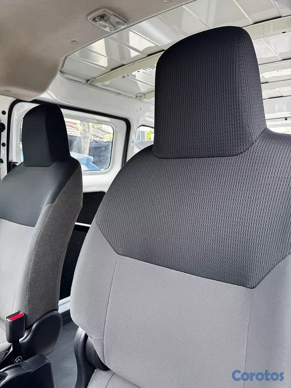 jeepetas y camionetas - Nissan NV200 2020 7