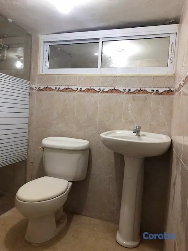 casas - CASA EN ALQUILER SEMISOTANO 11