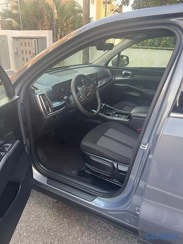 jeepetas y camionetas - KIA SORENTO LX FWD 2025
Nueva – Placa al día y matrícula activa 7