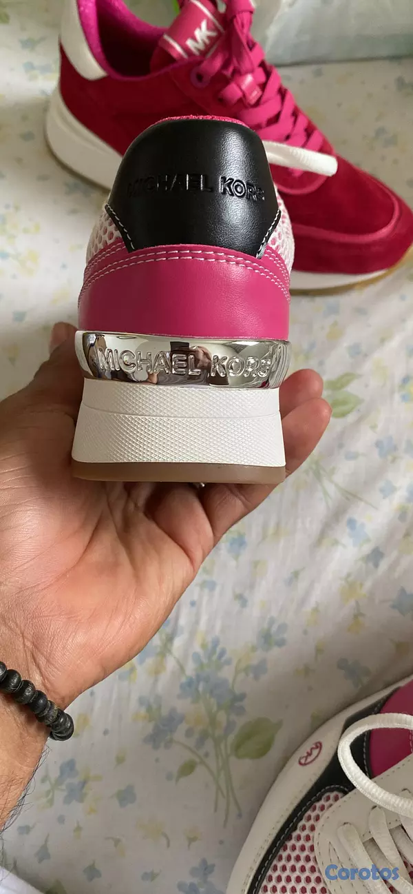 zapatos para mujer - Varios tenis y Zapatillas 5, 6, y 6.5 3