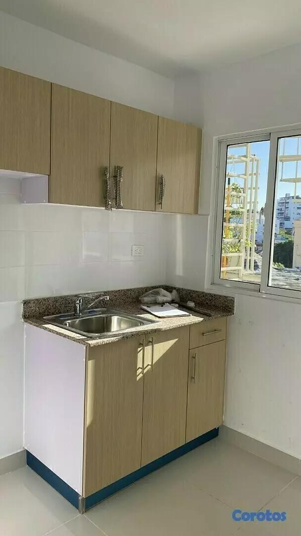 apartamentos -  Apartamentos de 3 habitaciones en Ave. Los Beisbolista 3