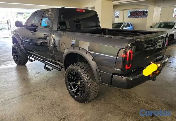 jeepetas y camionetas - Dodge 1500 Ram ST,  2018 Black Express, 4x4 7