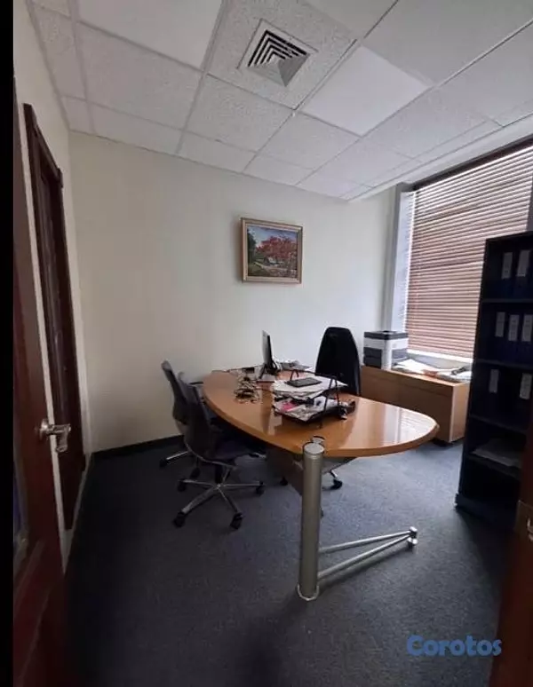 oficinas y locales comerciales - Local de 1582mts Un Nivel Completo - Piso Alto en Torre de Prestigio -  2