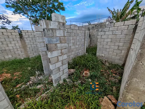 casas - Se Vende Mejora a` Nivel de Plato en Resedencial N 5