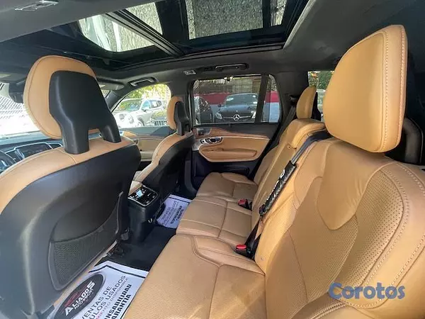 jeepetas y camionetas - Volvo XC90 T6 Inscription 2017 Clean Carfax 9